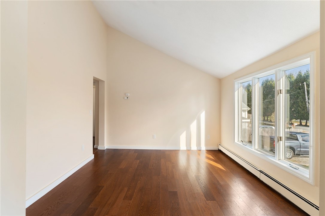 402 Middlebridge Road South Kingstown, RI 02879 - Photo 17 of 50 Gallery Image 17