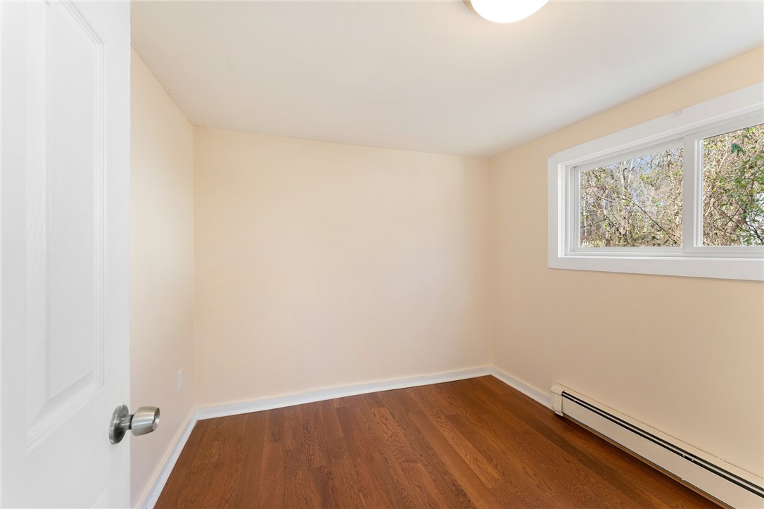 402 Middlebridge Road South Kingstown, RI 02879 - Photo 21 of 50 Gallery Image 21