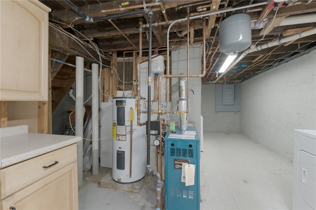 402 Middlebridge Road South Kingstown, RI 02879 - Photo 36 of 50 Gallery Image 36