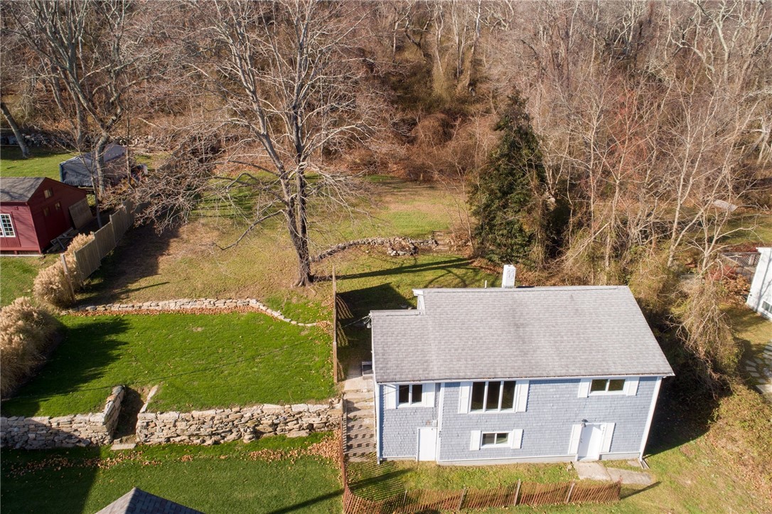 402 Middlebridge Road South Kingstown, RI 02879 - Photo 5 of 50 Gallery Image 5