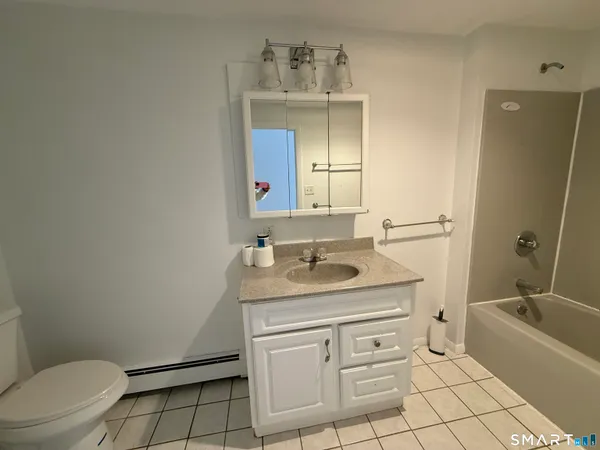 $2,800 | 79 Elmwood Heights, Unit B, Colchester, CT 06415
