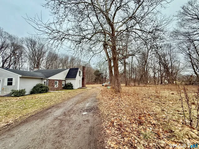 $2,900 | 79 Elmwood Heights, Unit B, Colchester, CT 06415