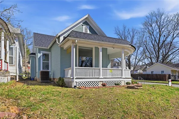 $200,000 | 800 Pottawatomie Street, Leavenworth, KS 66048