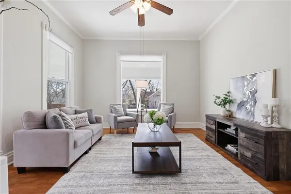$200,000 | 800 Pottawatomie Street, Leavenworth, KS 66048