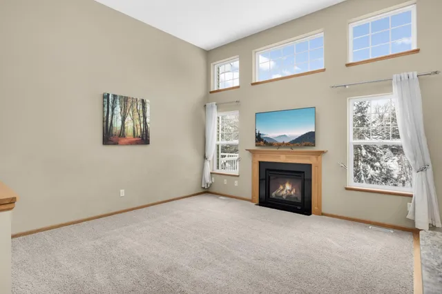 $2,300 | 15256 Maryland Avenue, Savage, MN 55378