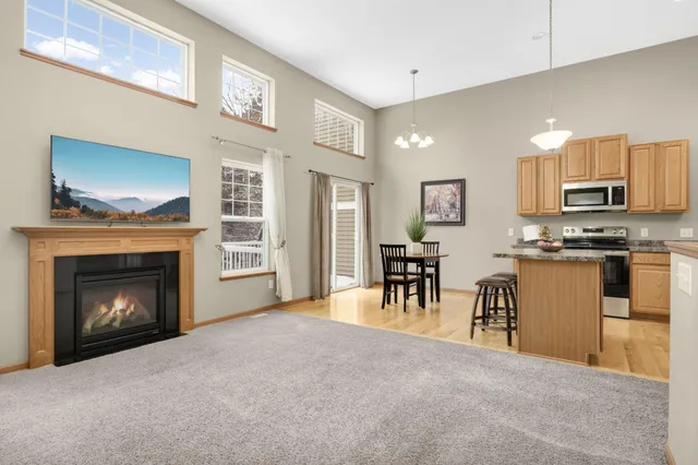 $2,300 | 15256 Maryland Avenue, Savage, MN 55378