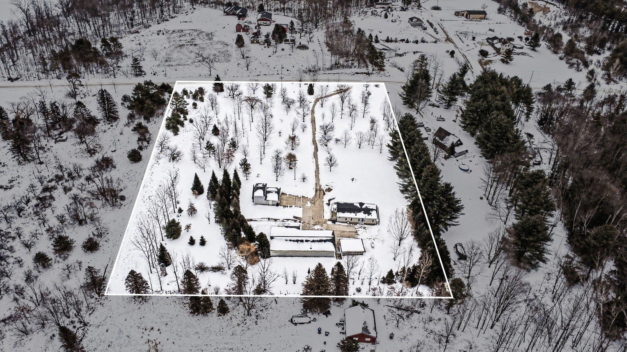 6189 Willits Road Otter Lake, MI 48464 - Photo 2 of 41 Gallery Image 2