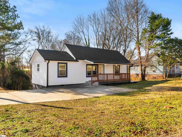 $292,000 | 320 Carney Street, Spartanburg, SC 29307
