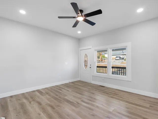 $292,000 | 320 Carney Street, Spartanburg, SC 29307