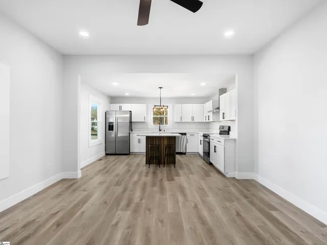 $292,000 | 320 Carney Street, Spartanburg, SC 29307