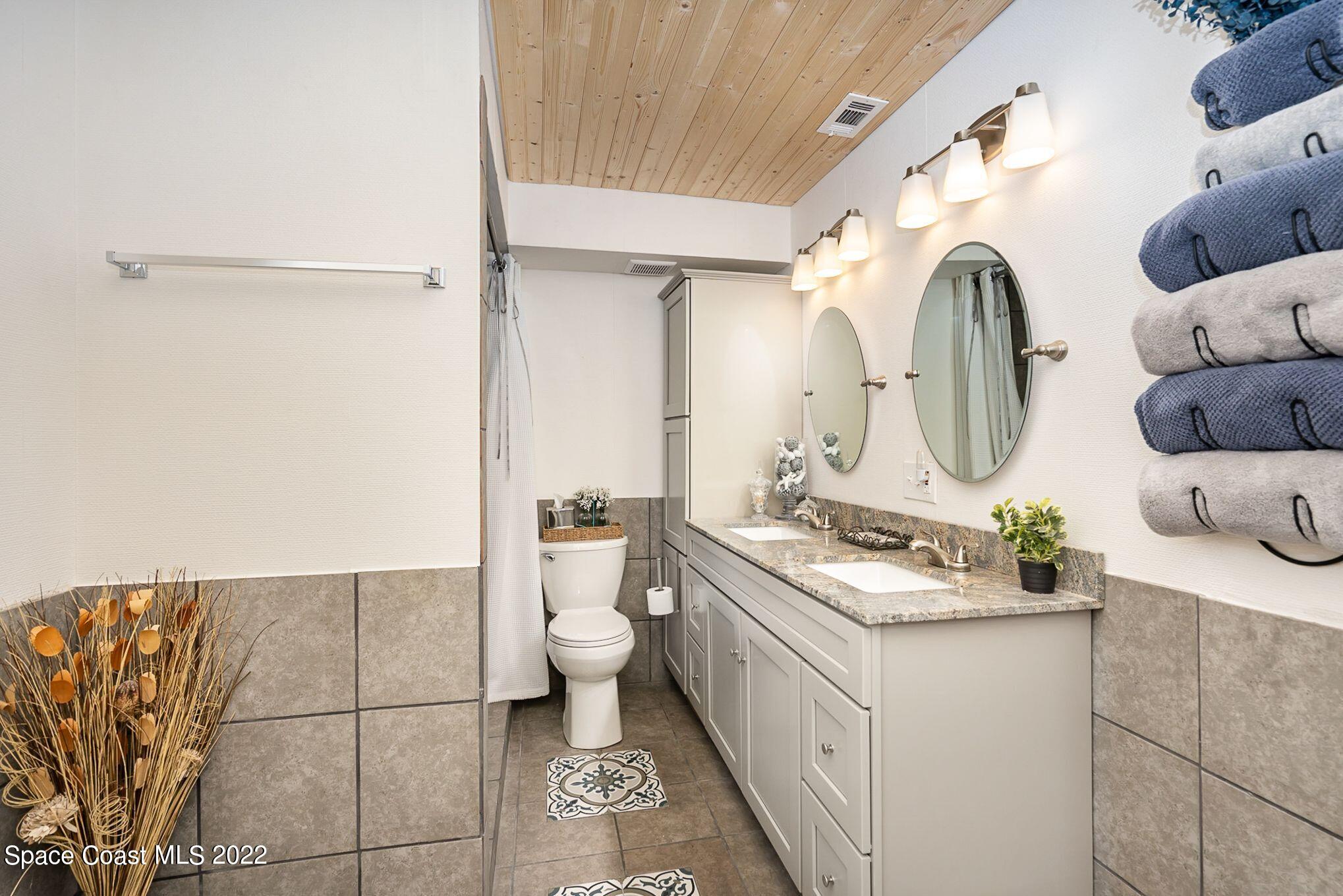 1088 Welch Road Southeast Palm Bay, FL 32909 - Photo 5 of 28 wyXp5X80