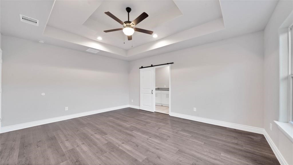3541 Rebecca Street Houston, TX 77021 - Photo 17 of 24 double tray ceilings in master bedroom