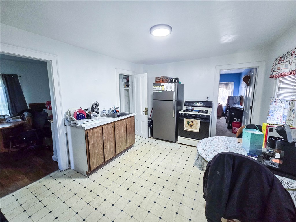 378 Scio Street Rochester, NY 14605 - Photo 10 of 21 Gallery Image 10