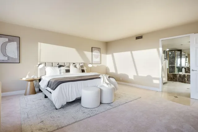 $949,800 | 230 West Laurel Street, Unit 303, San Diego, CA 92101