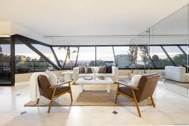 $949,800 | 230 West Laurel Street, Unit 303, San Diego, CA 92101