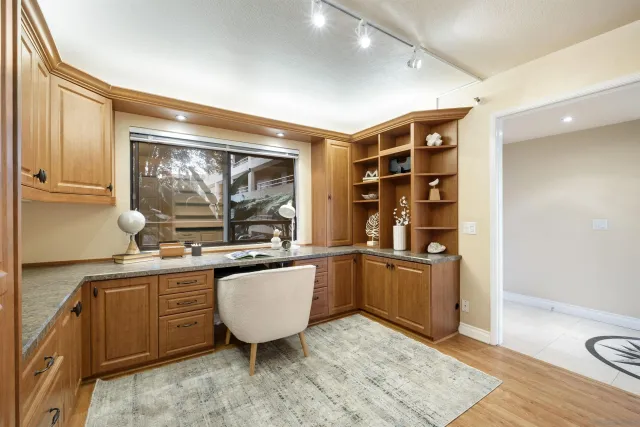 $949,800 | 230 West Laurel Street, Unit 303, San Diego, CA 92101