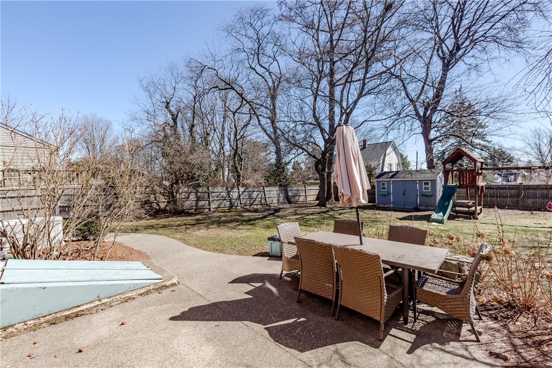 102 Pleasant View Road Warwick, RI 02888 - Photo 28 of 30 Gallery Image 28