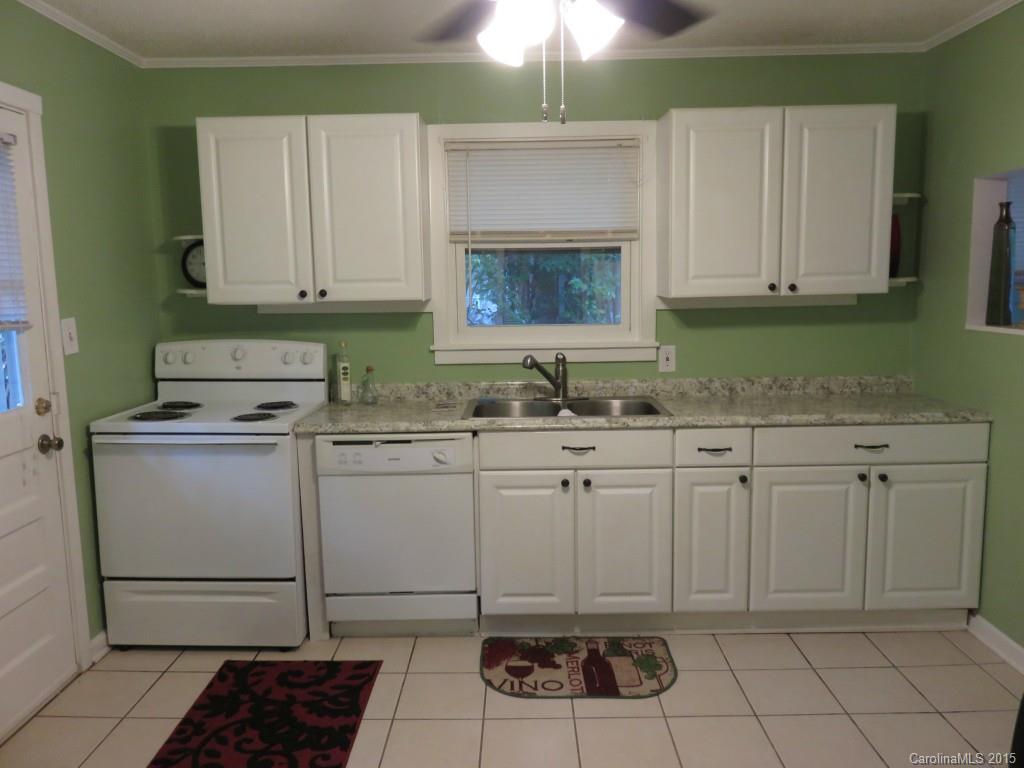 519 Manhasset Road Charlotte, NC 28209 - Photo 12 of 14