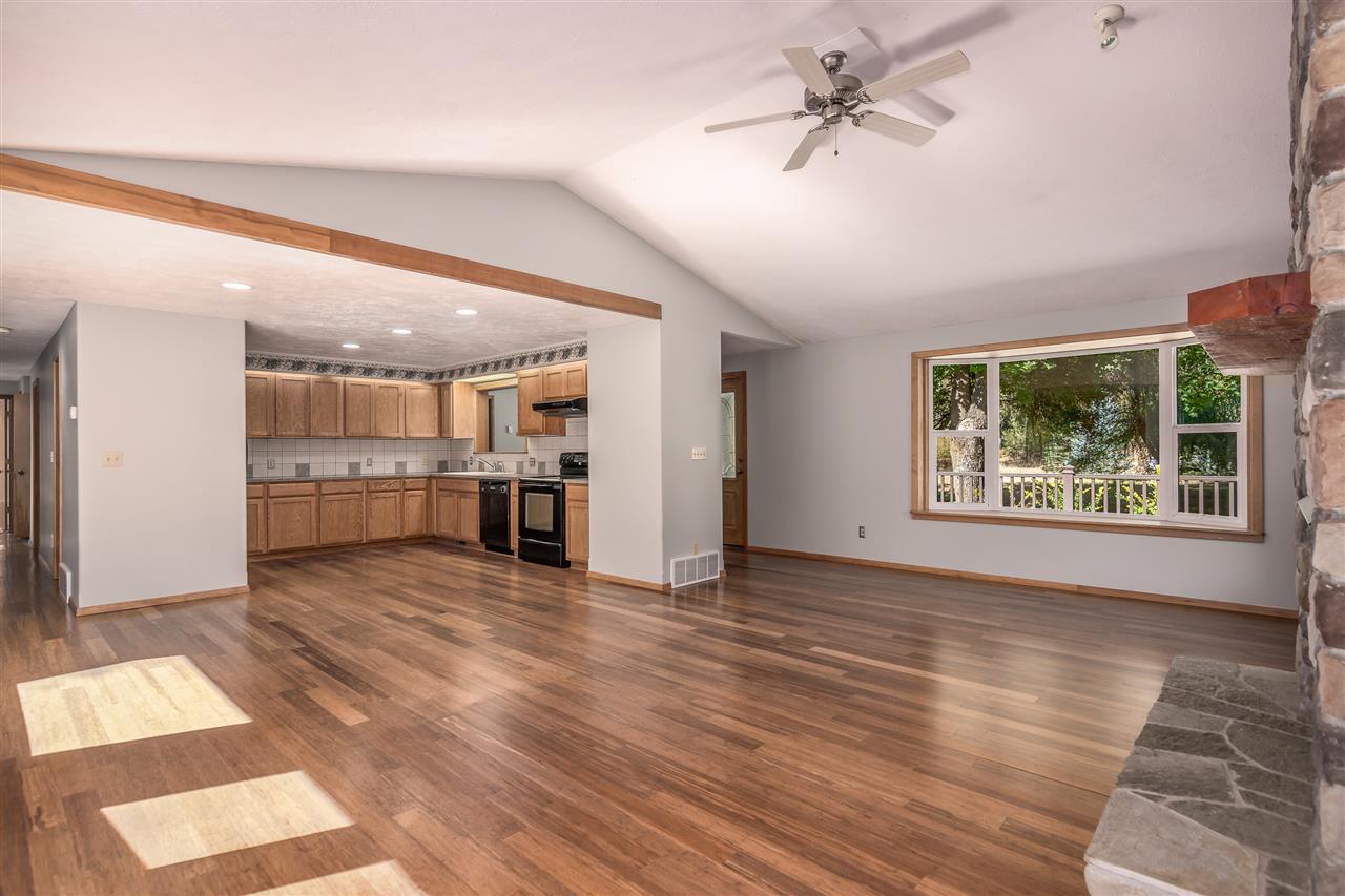 8817 Cheney Spokane Road Spokane, WA 99224 - Photo 4 of 20