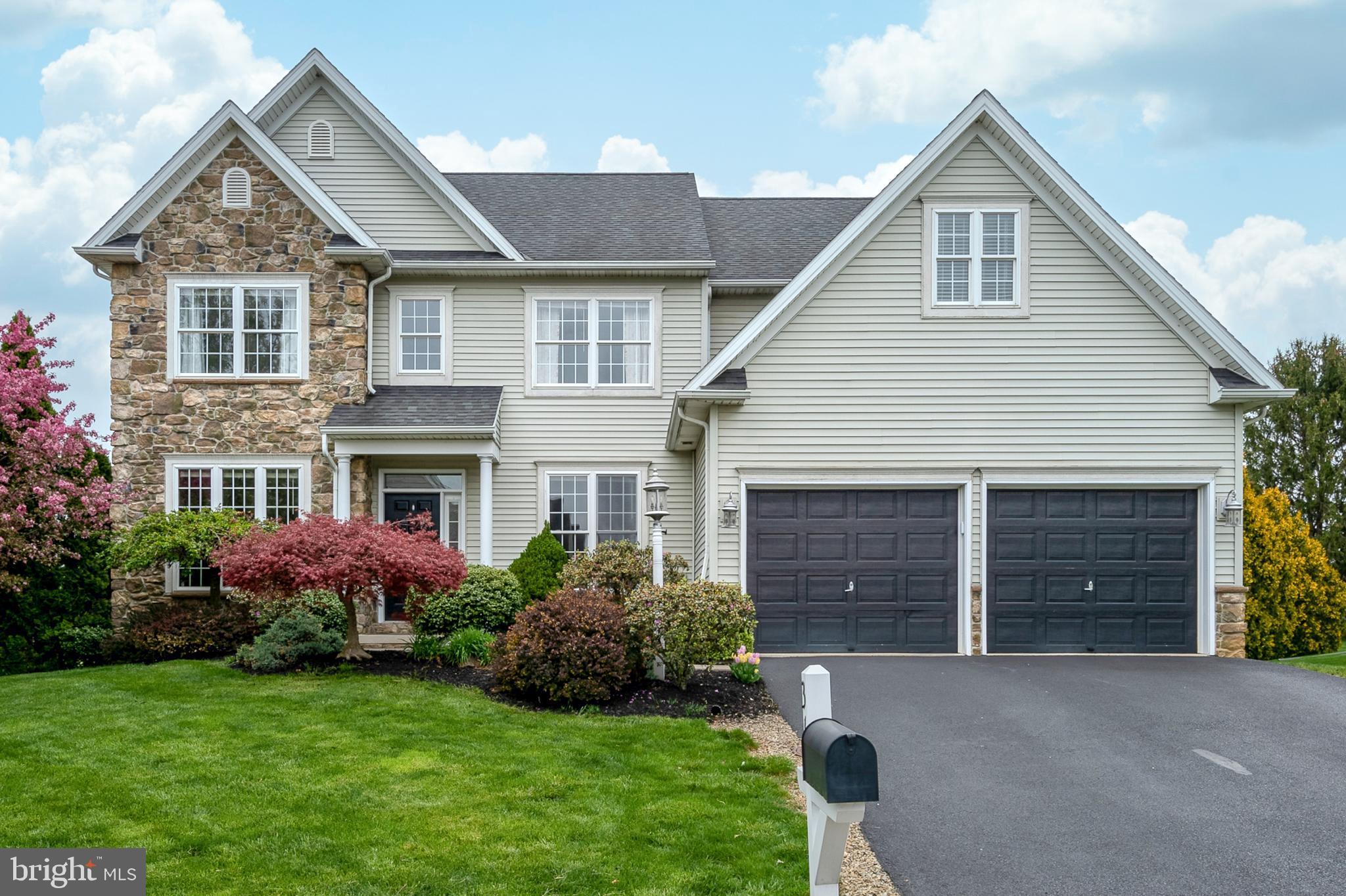 319 Squire Lane Lititz, PA 17543 - Photo 1 of 51 Main View
