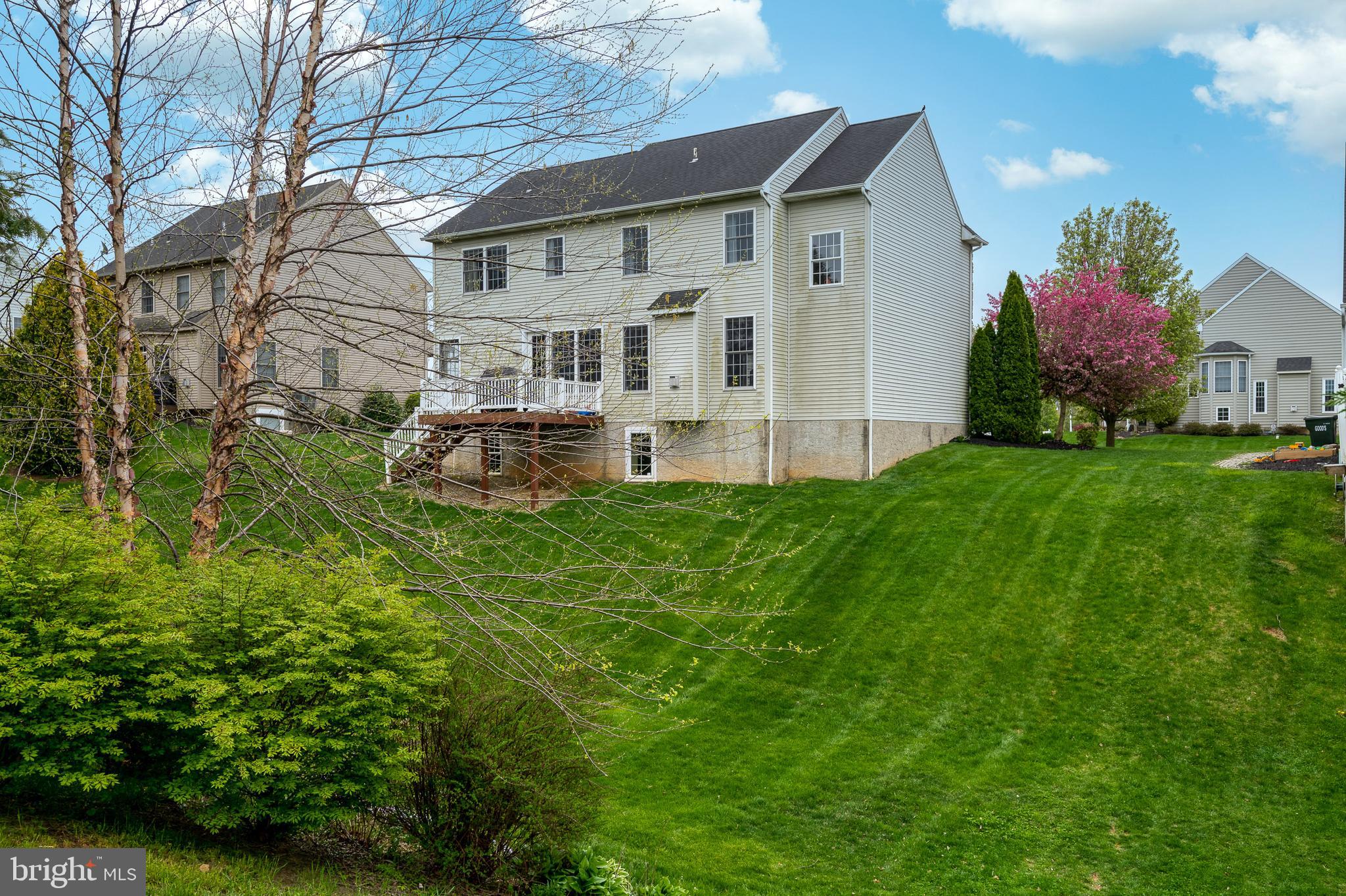 319 Squire Lane Lititz, PA 17543 - Photo 47 of 51 Rear View