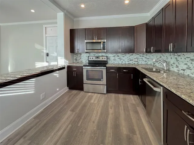 $1,495 | 408 Armada Road South, Unit 7, Venice, FL 34285