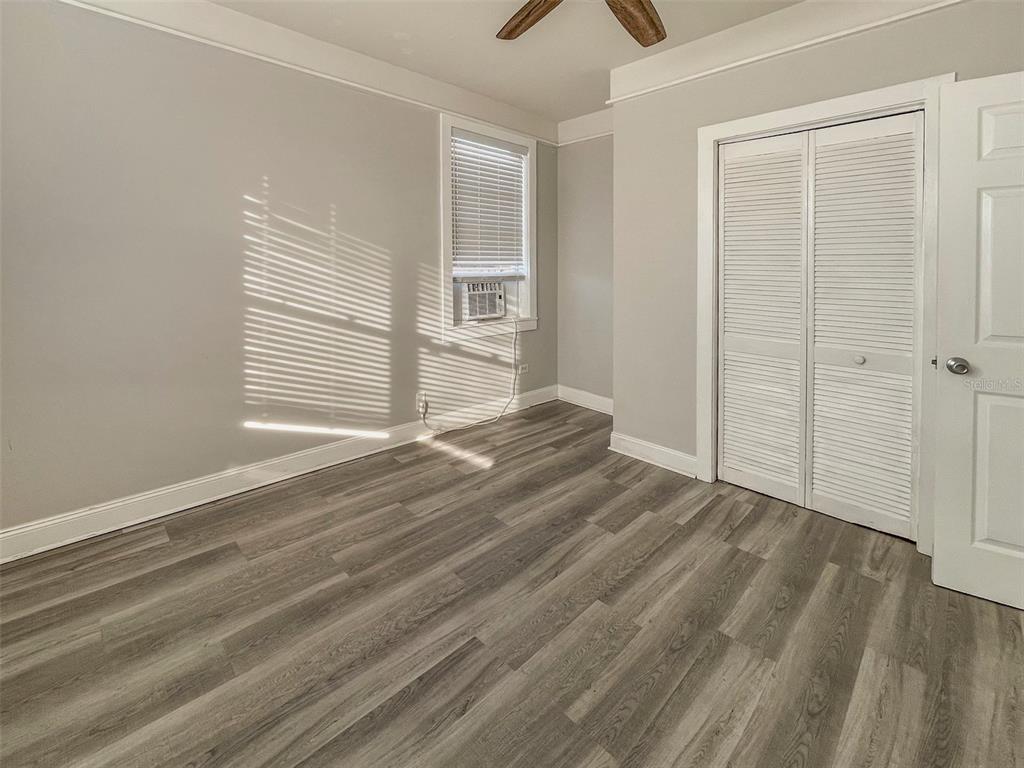 408 Armada Road South, Unit 7 Venice, FL 34285 - Photo 6 of 9