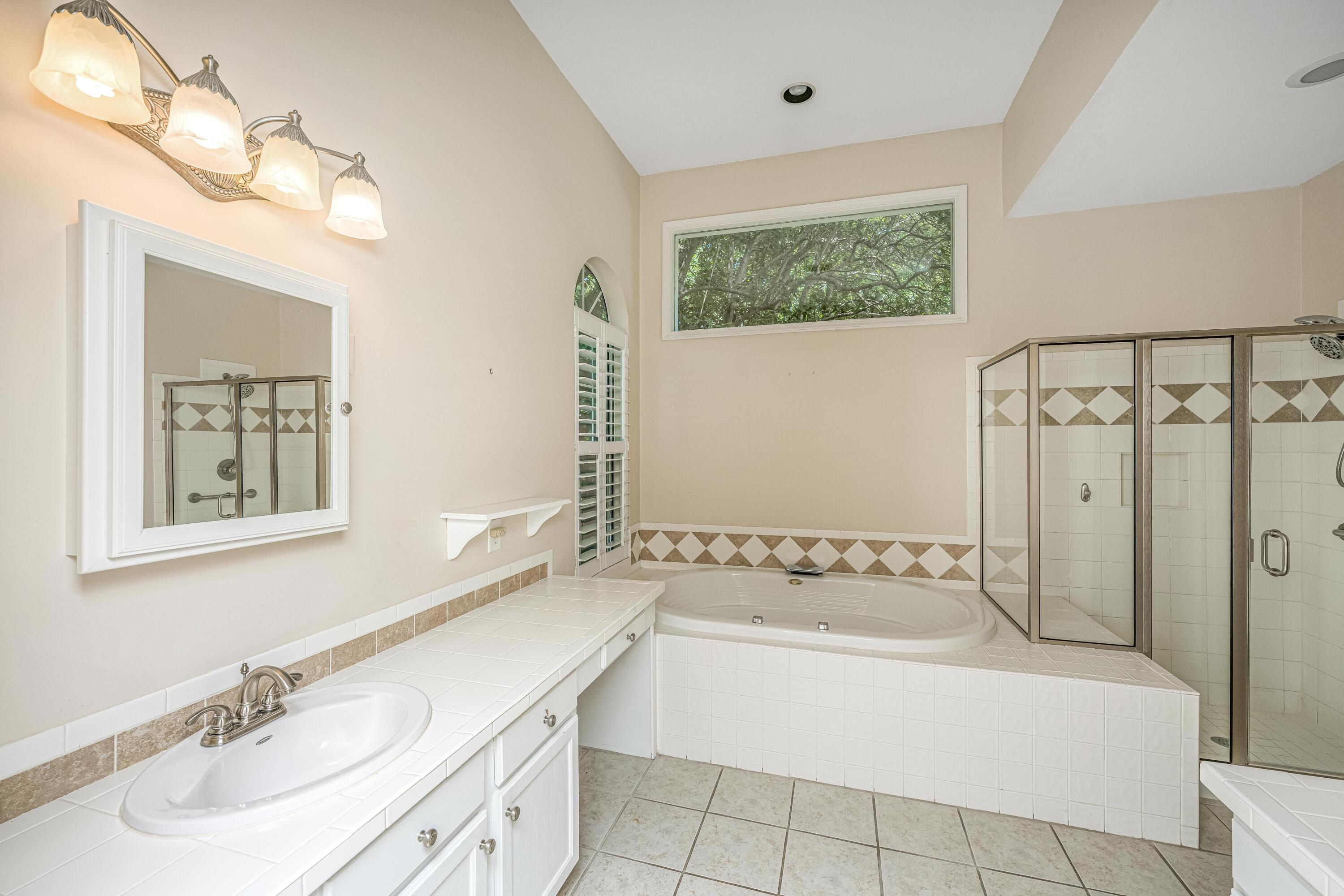 2717 Merwether Lane Mount Pleasant, SC 29466 - Photo 22 of 46 2717MerwetherLane032
