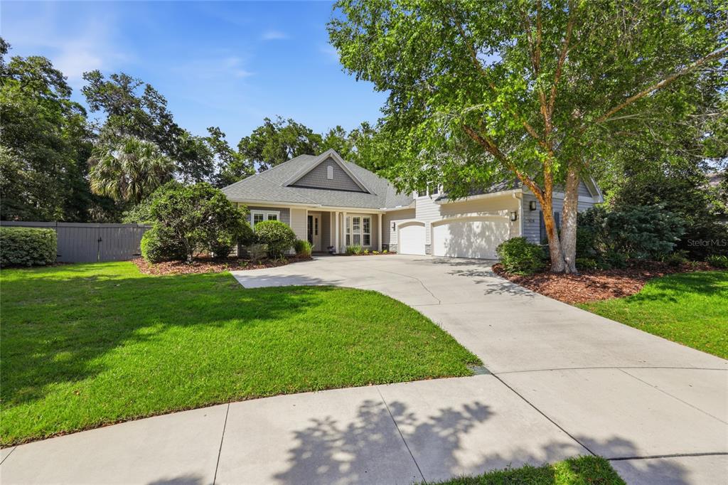 10428 Southwest 41st Avenue Gainesville, FL 32608 - Photo 1 of 58