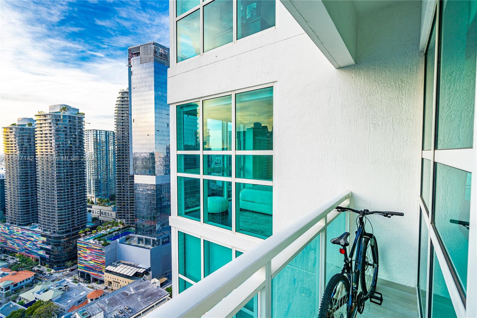 951 Brickell Avenue, Unit PH4111 Miami, FL 33131 - Photo 30 of 32 a view of balcony with furniture
