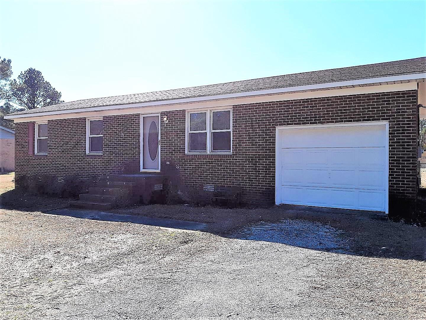 3565 River Road Vanceboro, NC 28586 - Photo 1 of 17 1 Story Brick Ranch Home
