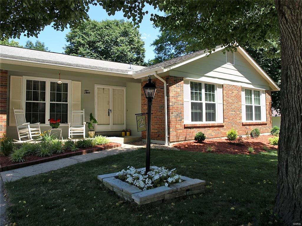 2 Green Ridge Court St. Peters, MO 63376 - Photo 2 of 25 Gallery Image 2