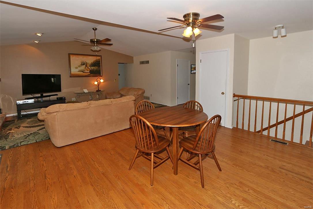 2 Green Ridge Court St. Peters, MO 63376 - Photo 10 of 25 Gallery Image 10