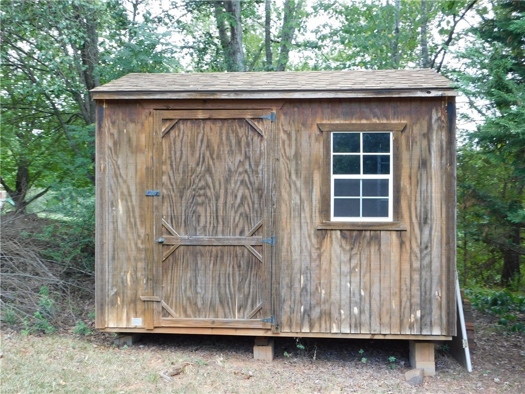 1132 Moorehead Place Pendleton, SC 29670 - Photo 10 of 37 Graceland out building with plenty of storage.