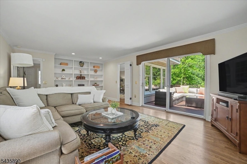 52 Hampton Road Chatham, NJ 07928 - Photo 6 of 34