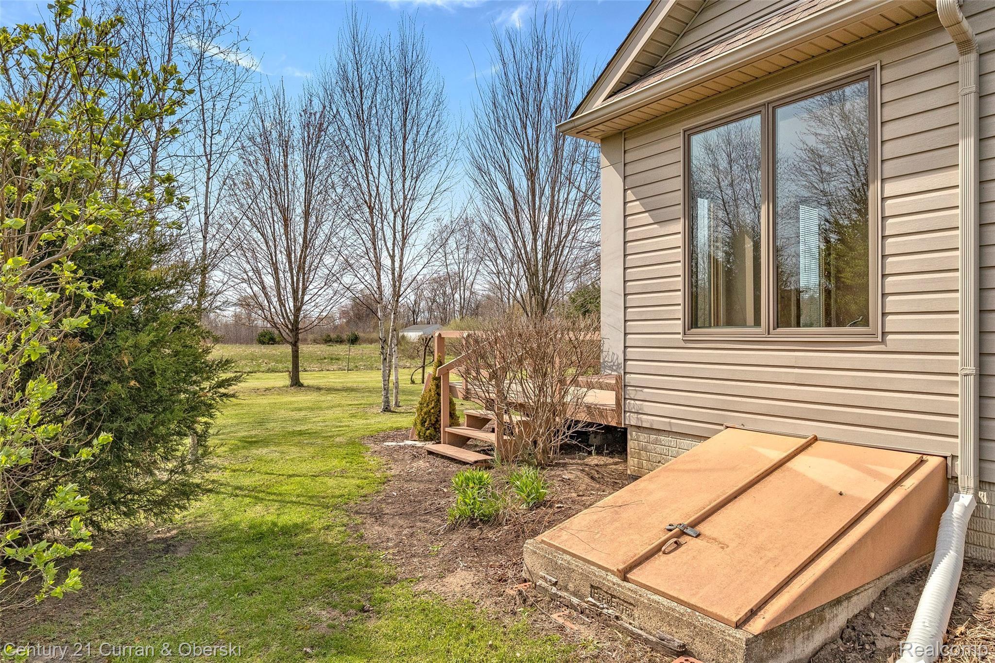 12701 Capernall Road Carleton, MI 48117 - Photo 35 of 45 35.jpg