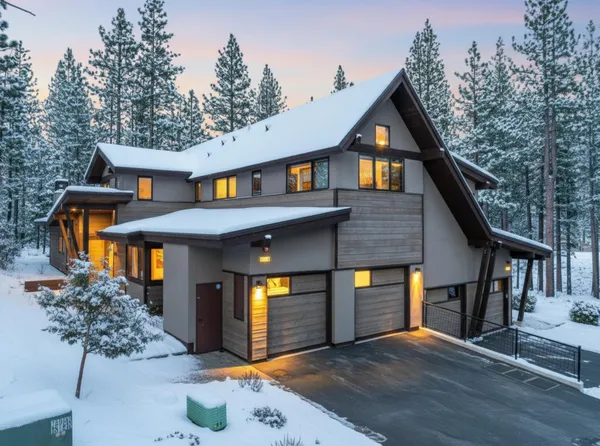 $1,995,000 | 9098 Heartwood Drive, Truckee, CA 96161