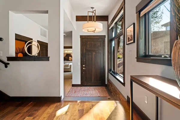 $1,995,000 | 9098 Heartwood Drive, Truckee, CA 96161