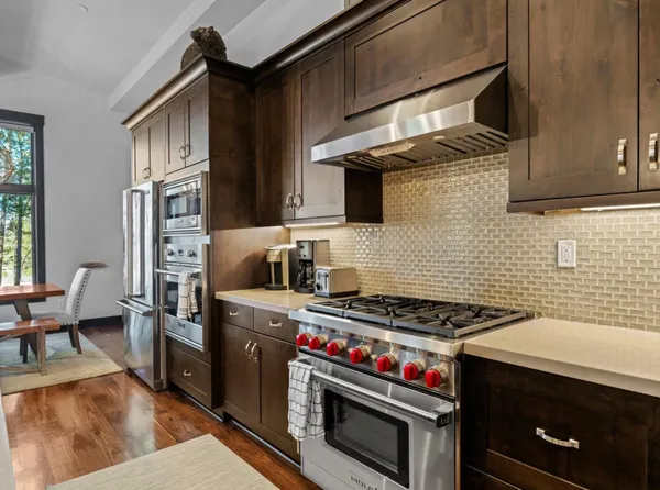 $1,995,000 | 9098 Heartwood Drive, Truckee, CA 96161