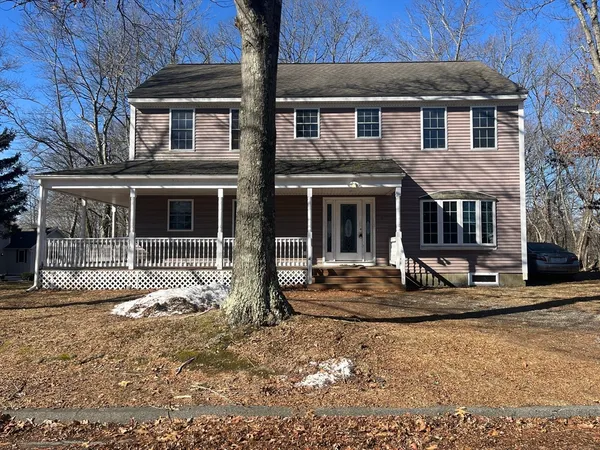 $570,000 | 10 George Street, Shrewsbury, MA 01545