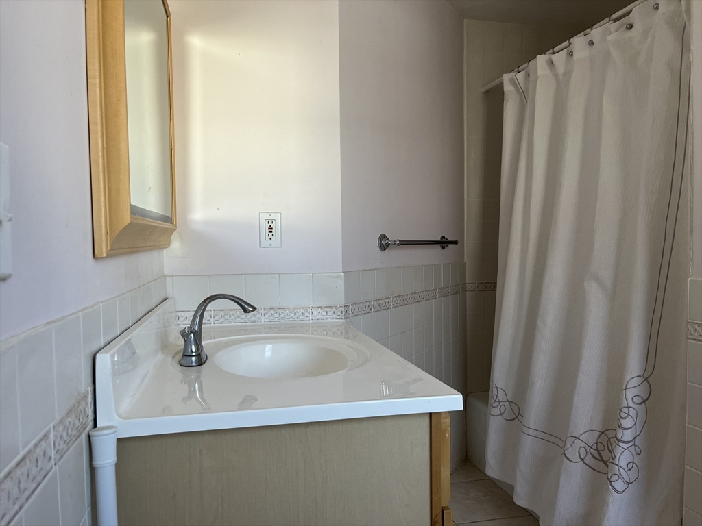 10 George Street Shrewsbury, MA 01545 - Photo 22 of 35