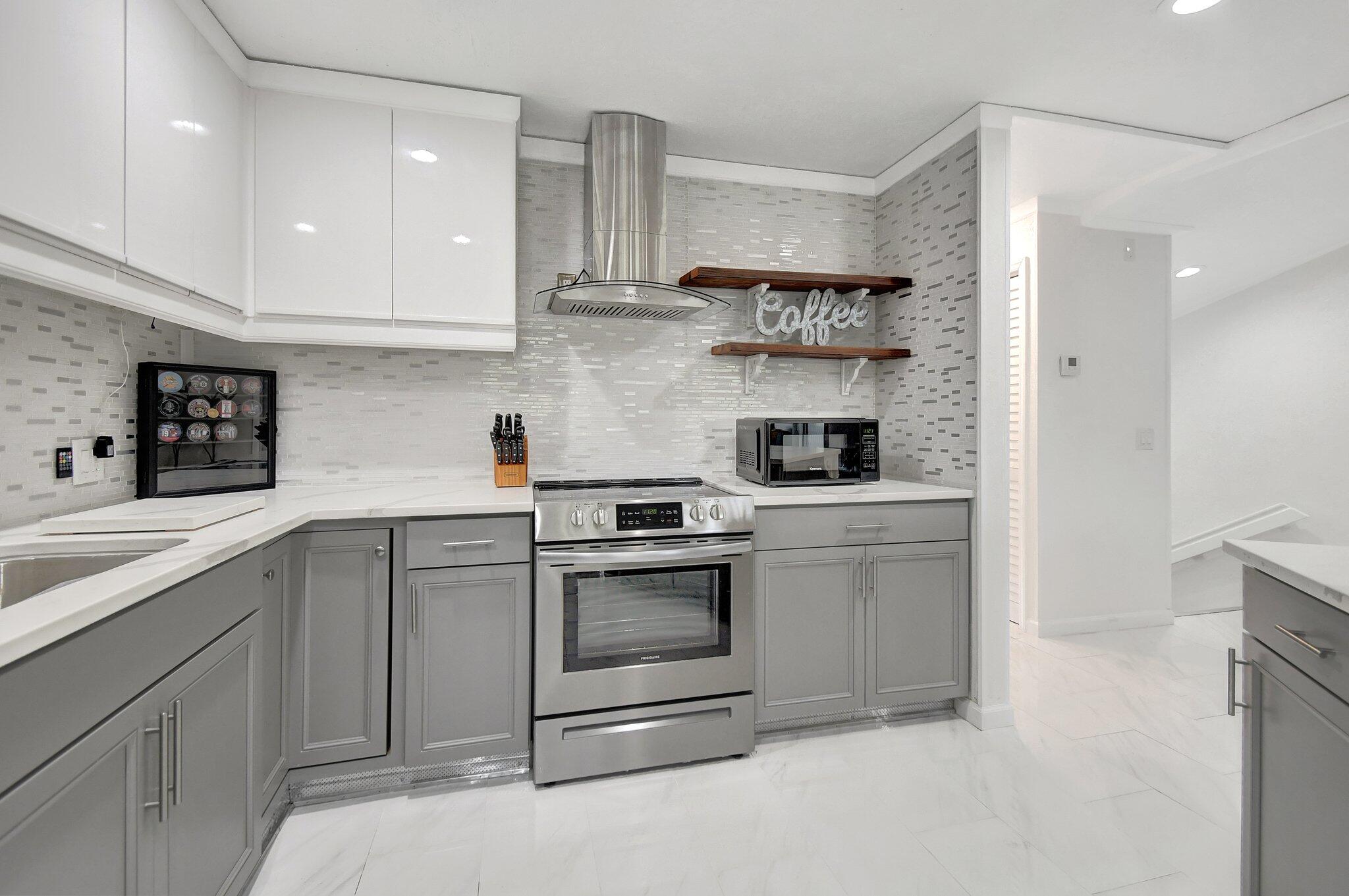 5700 Coach House Circle, Unit G Boca Raton, FL 33486 - Photo 15 of 40 15-web-or-mls-DSC_0116