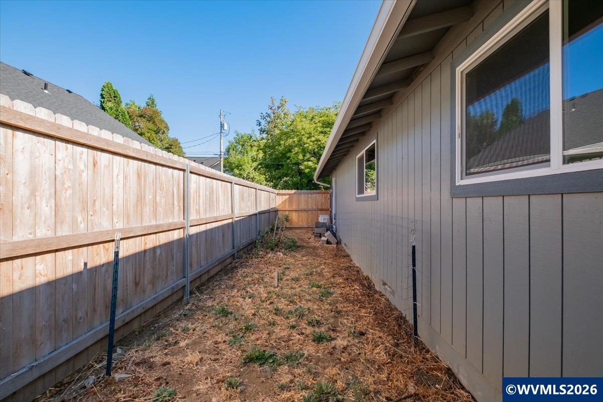261 Southeast Dimick Street Dallas, OR 97338 - Photo 42 of 43 Gallery Image 42