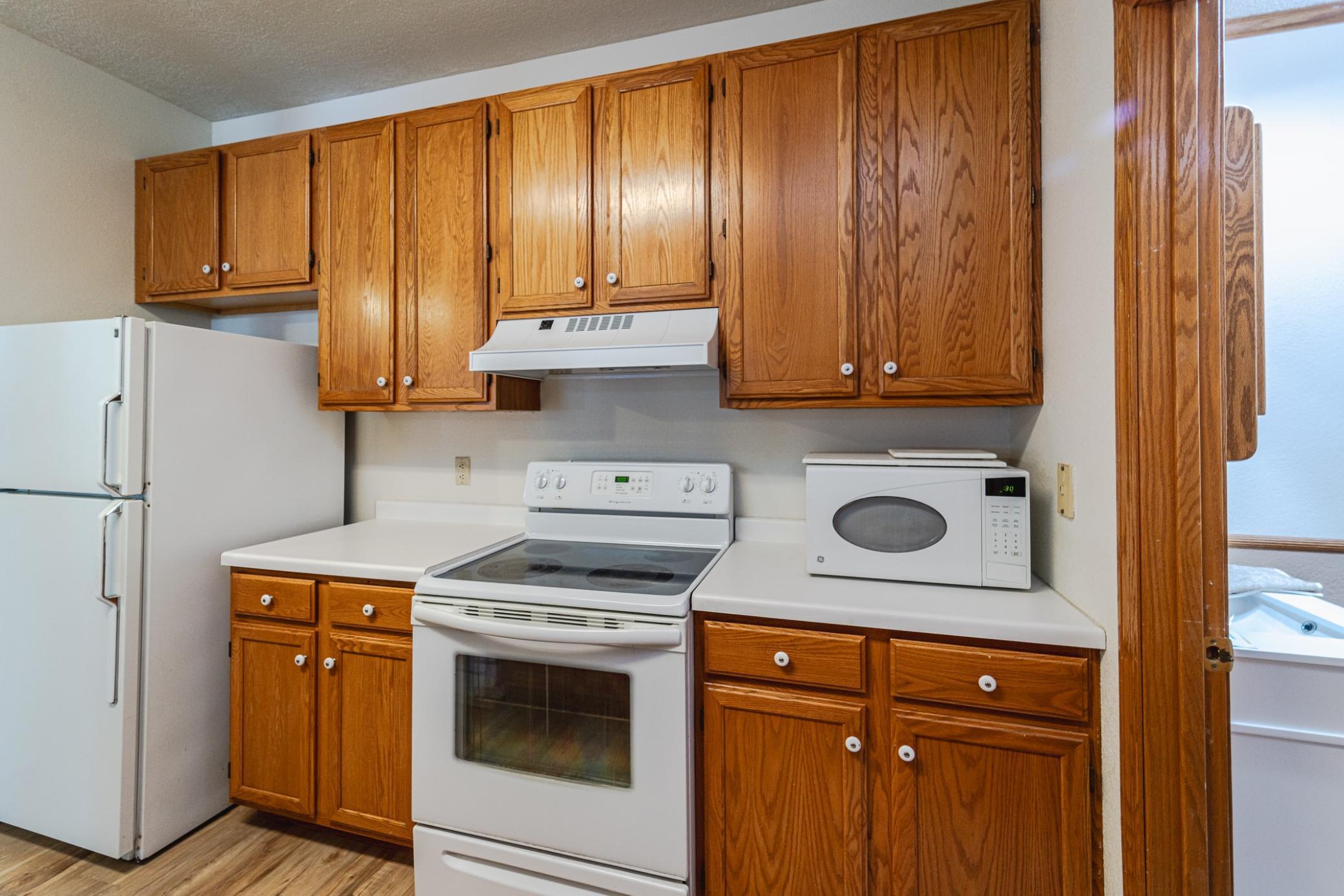 15554 Garnet Way Apple Valley, MN 55124 - Photo 11 of 27