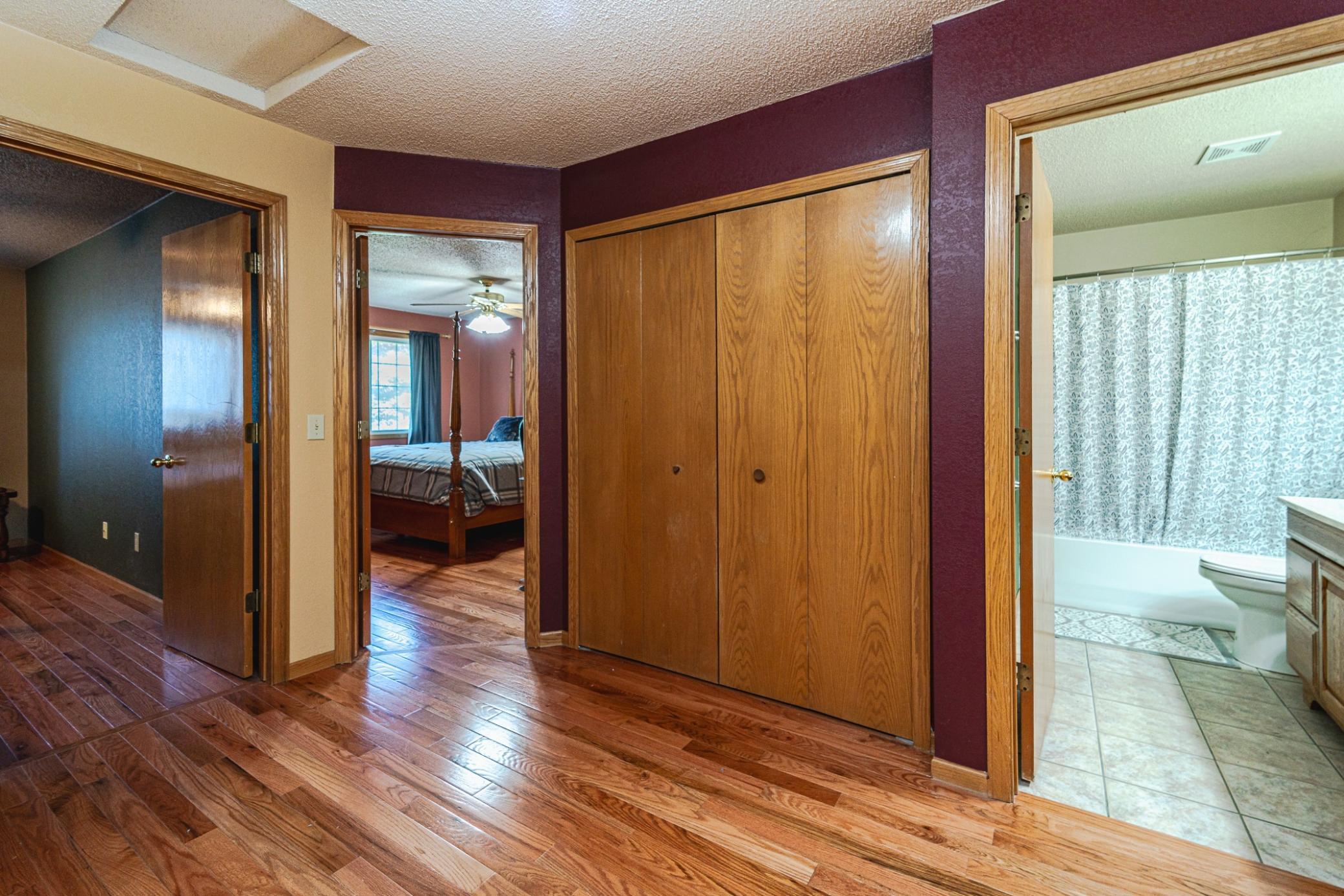 15554 Garnet Way Apple Valley, MN 55124 - Photo 18 of 27