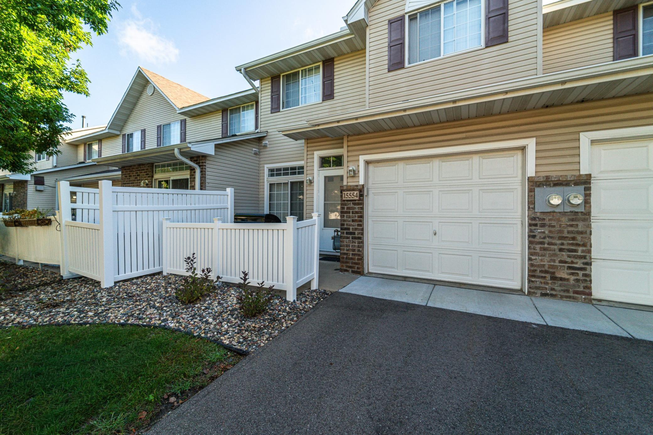 15554 Garnet Way Apple Valley, MN 55124 - Photo 2 of 27