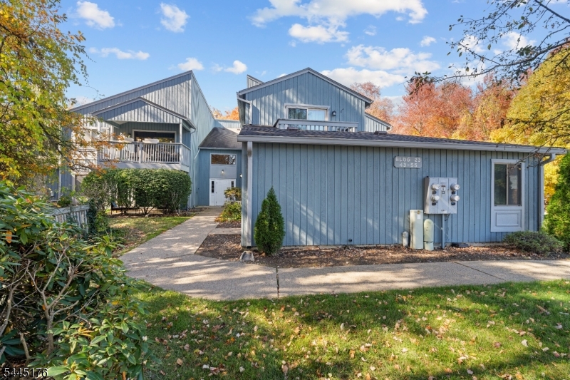 51 Drake Lane Ledgewood, NJ 07852 - Photo 2 of 30