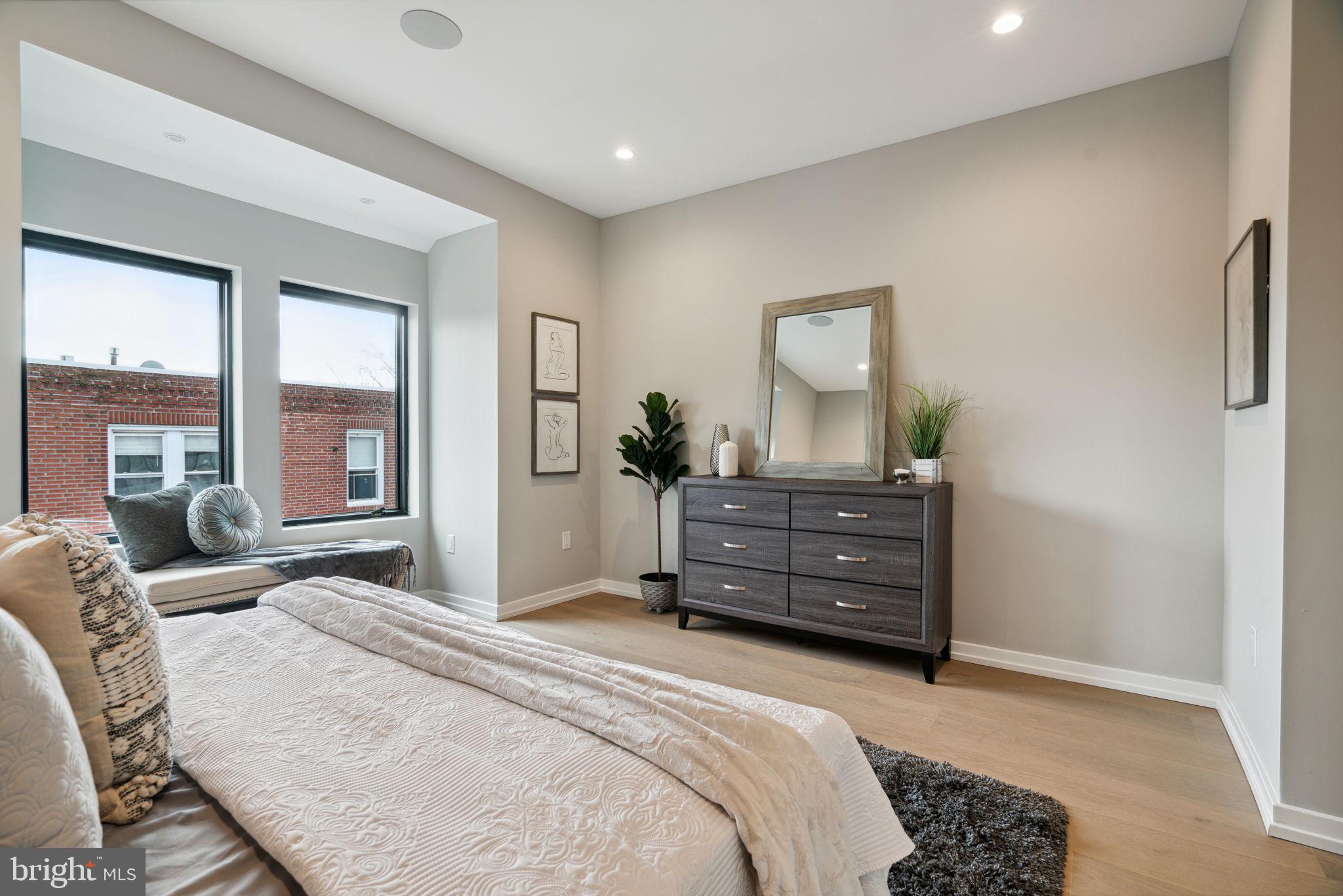 2249 Pemberton Street Philadelphia, PA 19146 - Photo 14 of 42