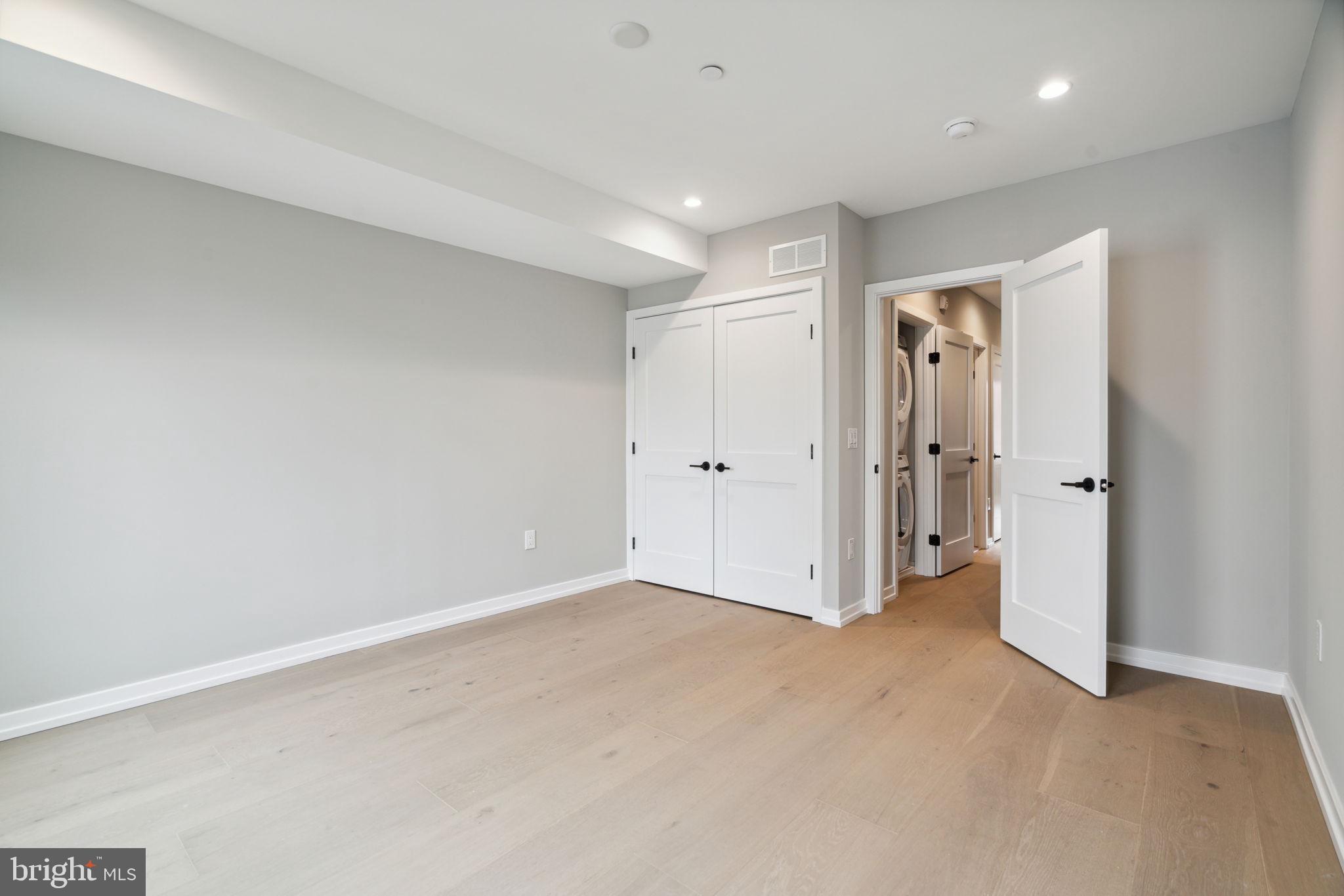 2249 Pemberton Street Philadelphia, PA 19146 - Photo 27 of 42