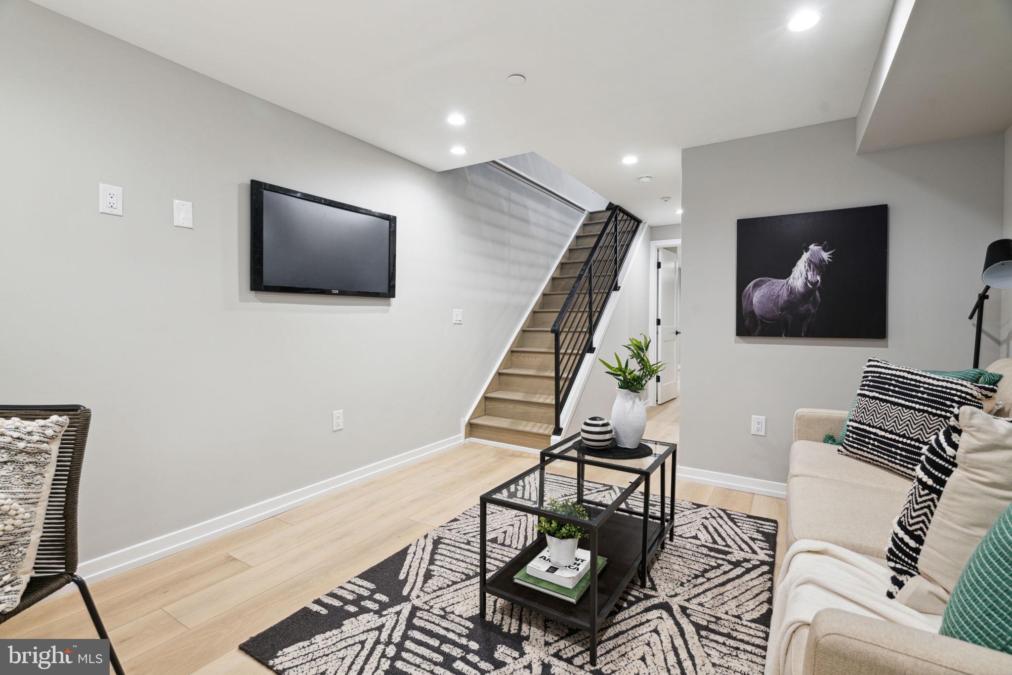 2249 Pemberton Street Philadelphia, PA 19146 - Photo 34 of 42